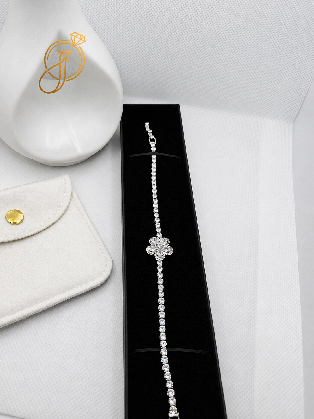 Bloom Crystal Bracelet