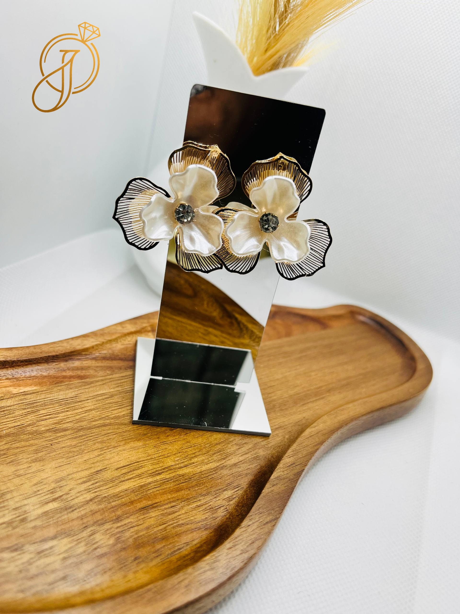 Pearl Bloom Earrings