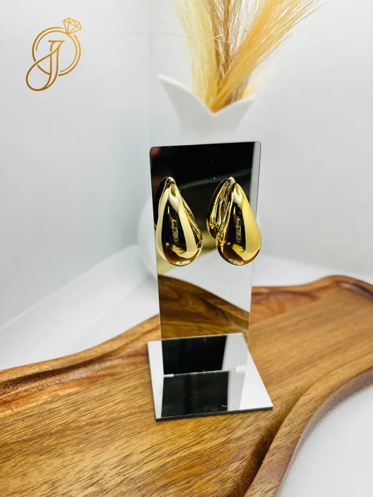 Aurelle Hoop Earrings